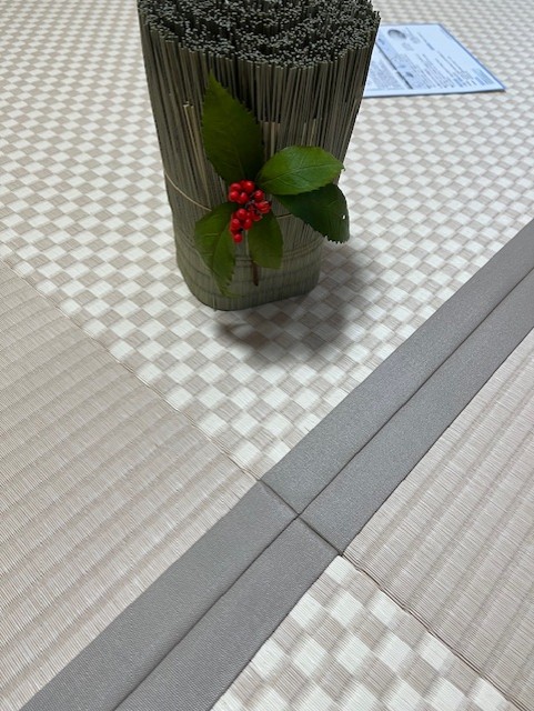 白茶色と乳白色